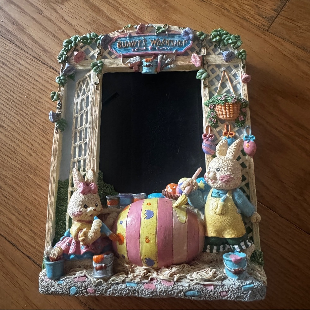Ceramic Bunny's Workshop Easter Bunny Decorative Picture Frame - Spring